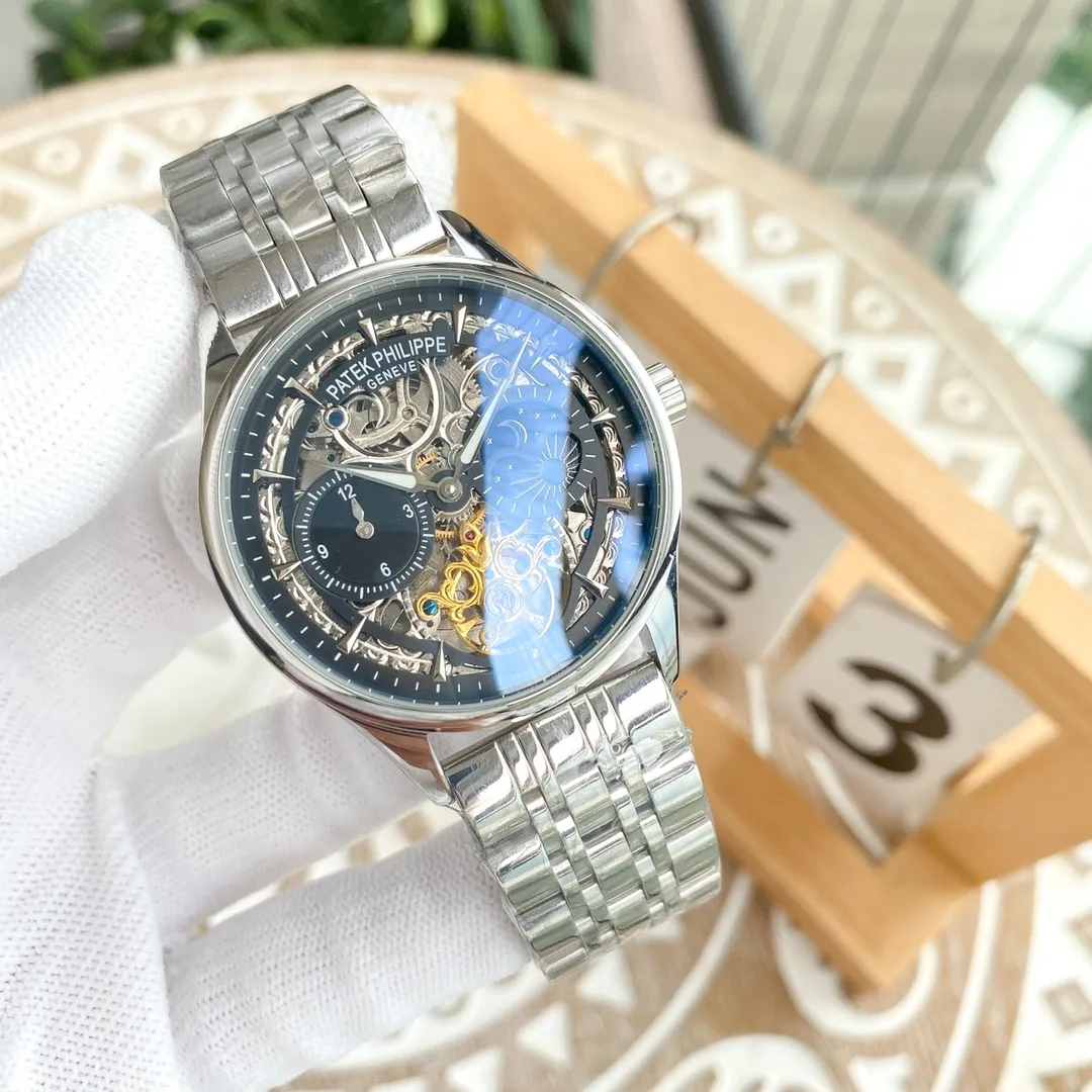 【Foreign trade import】💰1560! Patek Philippe - Patek.Philippe‼ ️Exquisite men's watch, with stunning hollow design, exquisite craftsmanship, originality, noble atmosphere and gentlemanly style. Adopting fully automatic mechanical movement, top-grade 316 stainless steel case, imported calfskin strap, mineral super mirror, size 40mm🔥Top quality products are constantly produced🔥